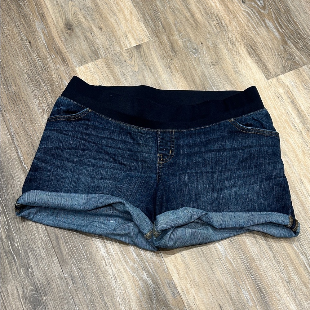Liz Lange Maternity Jean Shorts